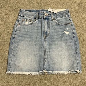 american eagle mini jean skirt
